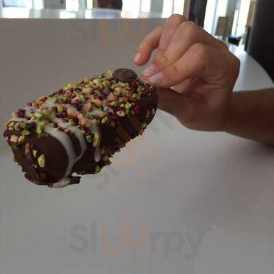 Magnum