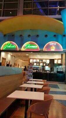 Joshua's Shoarma