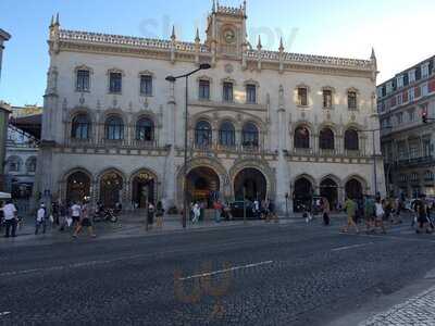 Starbucks Armazens Do Chiado