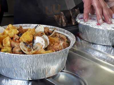 Zé Dos Leitões Churrasqueiras Take Away menu