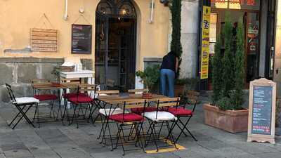 Bolgheri +, Sarzana