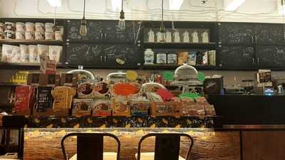 Fit House - Espresso, Food, Store, Cava De' Tirreni