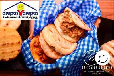 Arepas Y Arepas