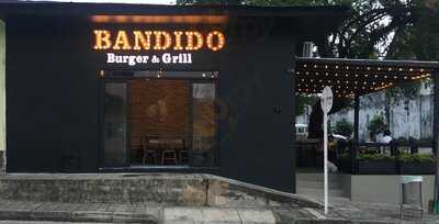 Bandido Burger & Grill