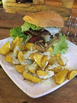 Power Style Parrilla, Bonda