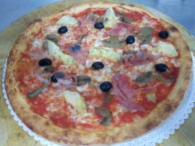 Alex's Pizza, Potenza