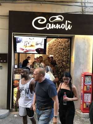 Cannoli