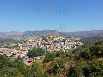 Al Qantara, Castiglione di Sicilia