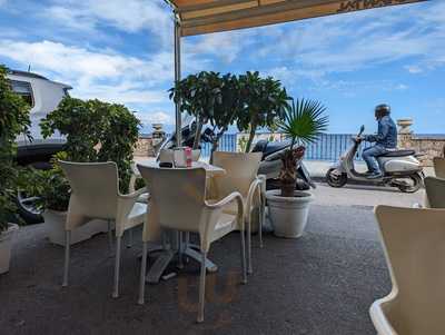 Cafè Chantal, Giardini Naxos