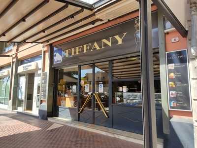 Bar Tiffany