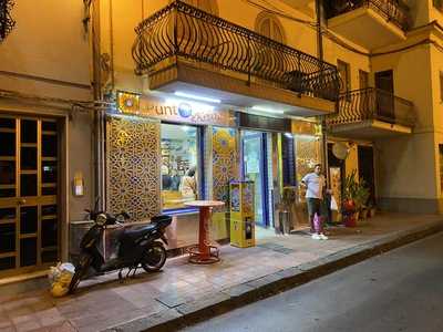 Il Punt Del Kebab, Giardini Naxos