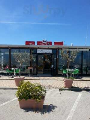 Gran Caffe Nautico Ristorante Bar, Porto San Giorgio