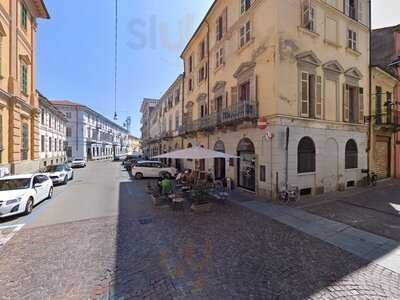 Bar Break, Vercelli