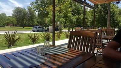 El Club de la Milanesa (Valle Escondido)