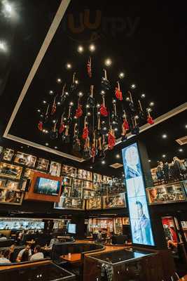 Rock&feller's Pilar