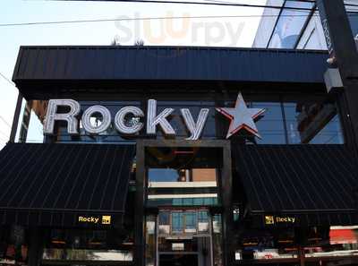 Espacio Rocky