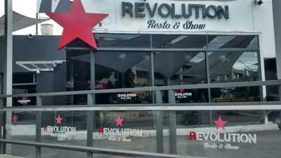 Revolution Resto & Show