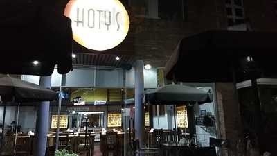 Hotys Restobar