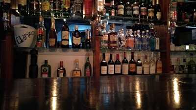 Qattro Bar