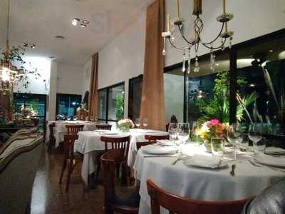 El Candil Restaurant