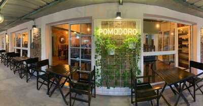 Pomodoro Pizza Resto