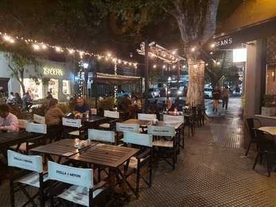 Sans Armenia Deli & Drinks