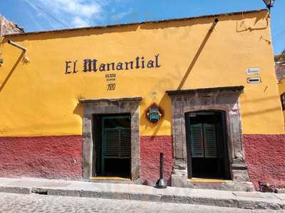 El Manantial