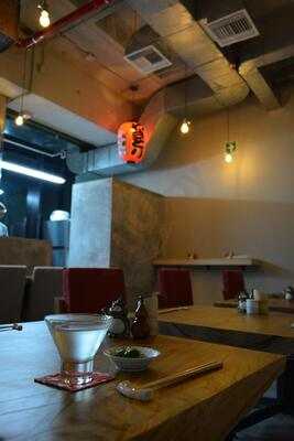 Yakitori Ume -brochetas Japonesas Y Sake-