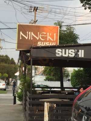 Nineki Sushi