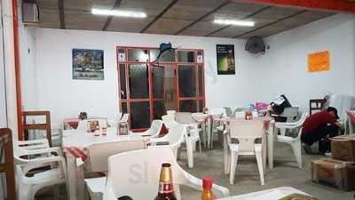 Mariscos & Grill Los Parra