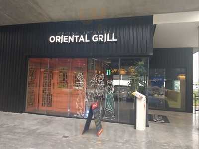 Oriental Grill Cumbres Élite