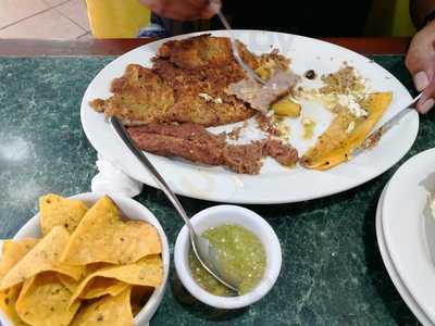 Los Bisquets Obregon