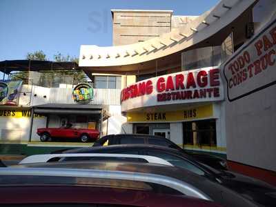 Restaurante Mustang Garage