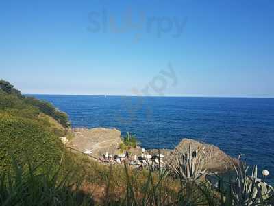 Capo Torre Beach, Celle Ligure