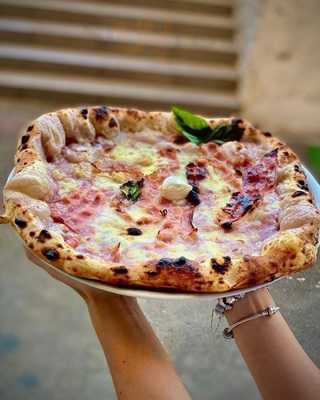 Pizzeria Magma