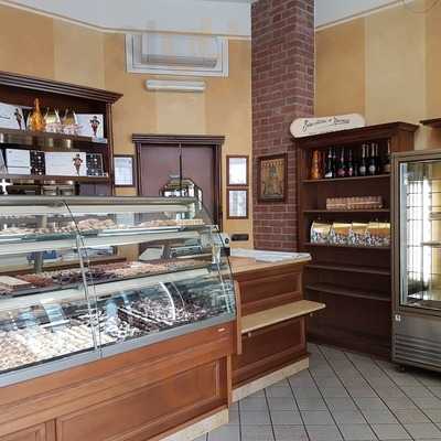 Gianfranco Mercuri Pasticceria, Trecate