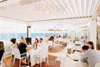 Riva Restaurant & Lounge Bar