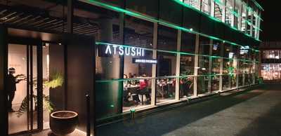 Atsushi, Villongo