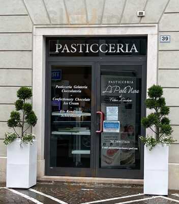 Pasticceria La Perla Nera, Brentonico