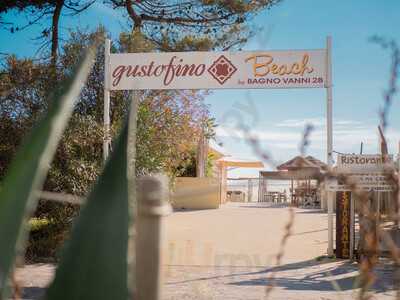 Gustofino Beach