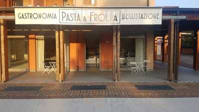 Gastronomia Pasta & Frolla, Pilastro