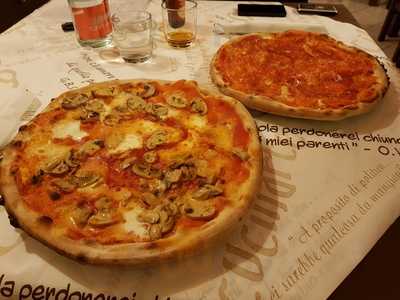 Pizza Al Mattone