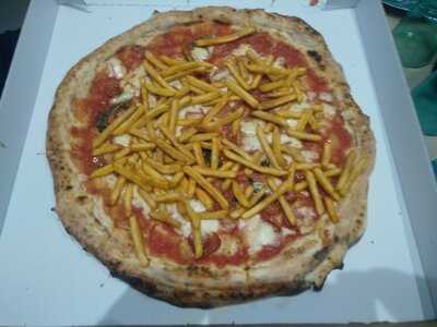 Pizza In Piazza