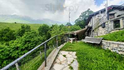 Rifugio Del Grande Faggio, Morterone