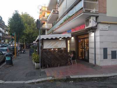 Lory Bar Pasticceria Gelateria, Roma