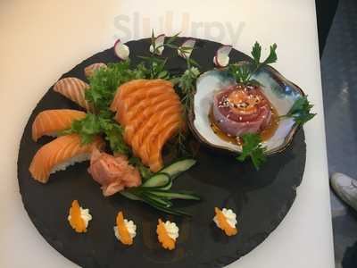 Sakura Sushi