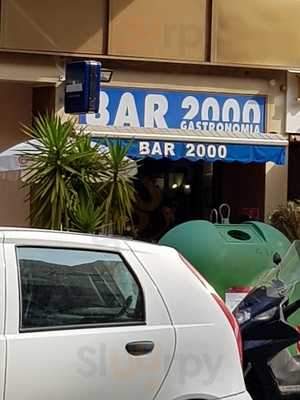 Bar 2000, Roma