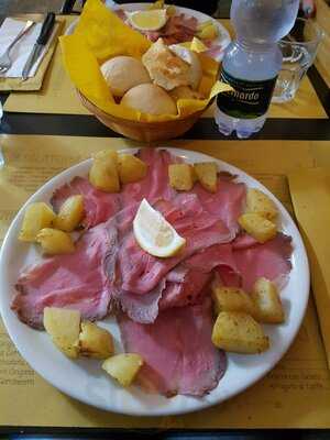 Caffè dei Mercanti, Piacenza