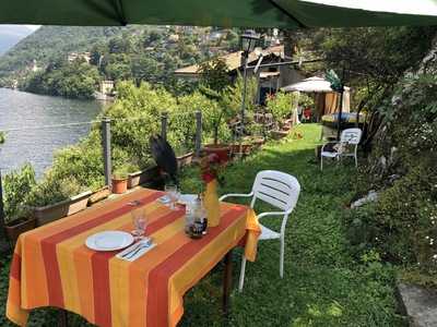 Laura's Home Restaurant, Nesso