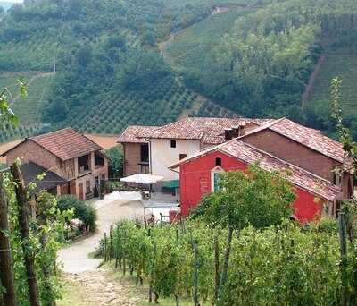 Cascina Santa Vittoria, Cuneo